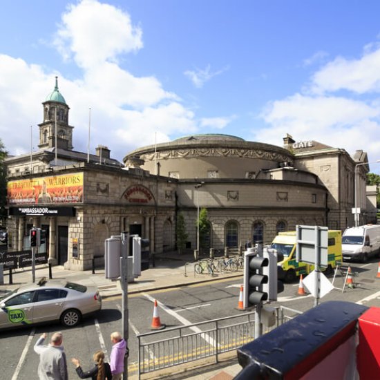 Theater in Irland
