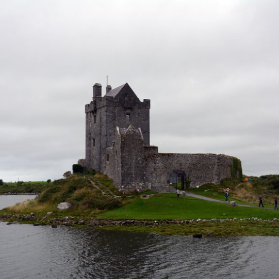 Dunguaire Castle